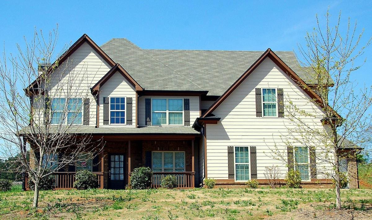 House in Indianapolis with vinyl siding
