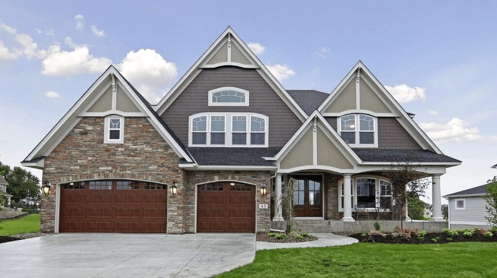 Home in Brownsburg, IN, with new James Hardie shake siding.